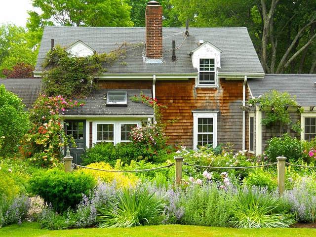 A Cottage Garden In Seekonk Andrew Grossman