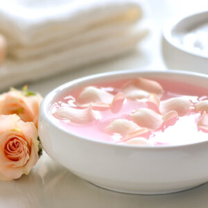Rose Water, Rose Water for Face, Rose Water for Hair, Rose Water Benefits, Rose Water for Cooking