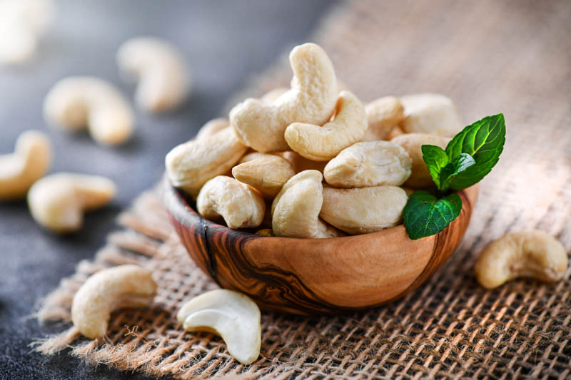 Cashew, Cashew tree, Cashew nut, Cajueiro, Marañón, Caju, Merey, Anacardier, Anacardium occidentale