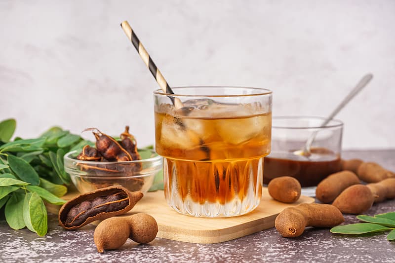 Tamarind, Tamarindo, Indian tamarind, Indian date, Madeira mahogany, Kilytree, Tamarin, Tamarinda, Tamarinde, Tamarindeiro, Tamarindier, Tamarindus indica