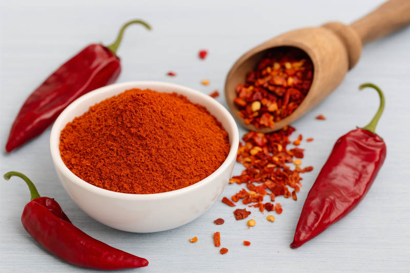 Cayenne Pepper: Benefits, Side Effects, Uses, Growing Tips