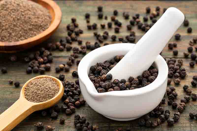 Black Pepper, White Pepper, Green Pepper, Red Pepper