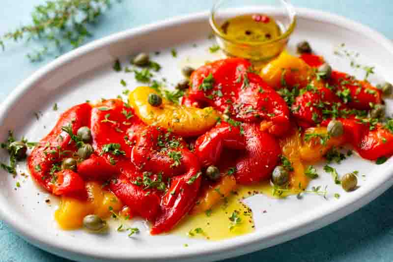Bell Pepper, Capsicum, Capsicum annuum, Capsicum annuum var. annuum, Green Pepper, Red Pepper, Sweet Bell Pepper, Sweet Pepper, Yellow Pepper