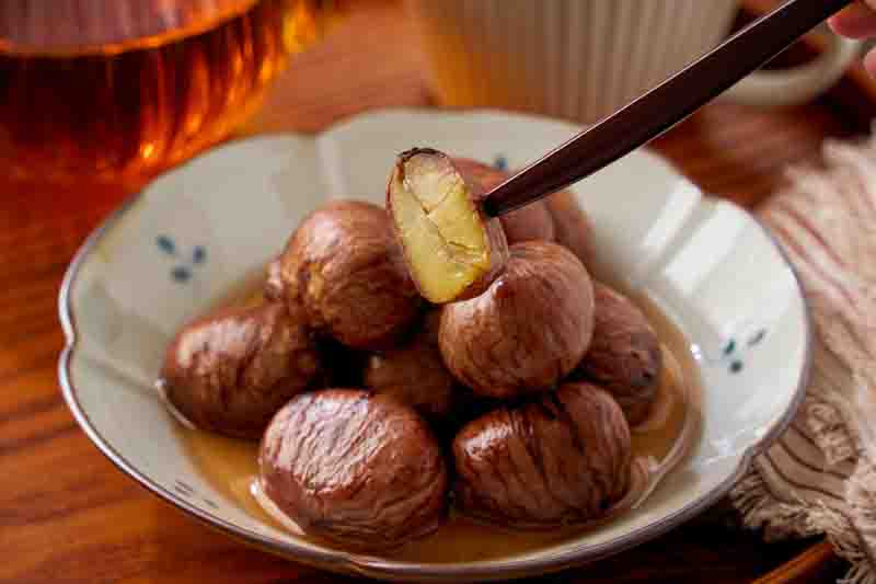Japanese Chestnut, Kuri, Chestnut, Castanea crenata